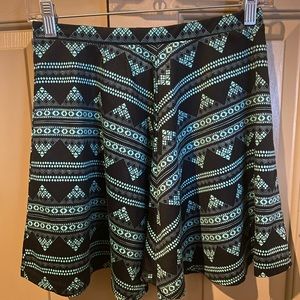 Luna Chix little bit above the knee pattern skirt